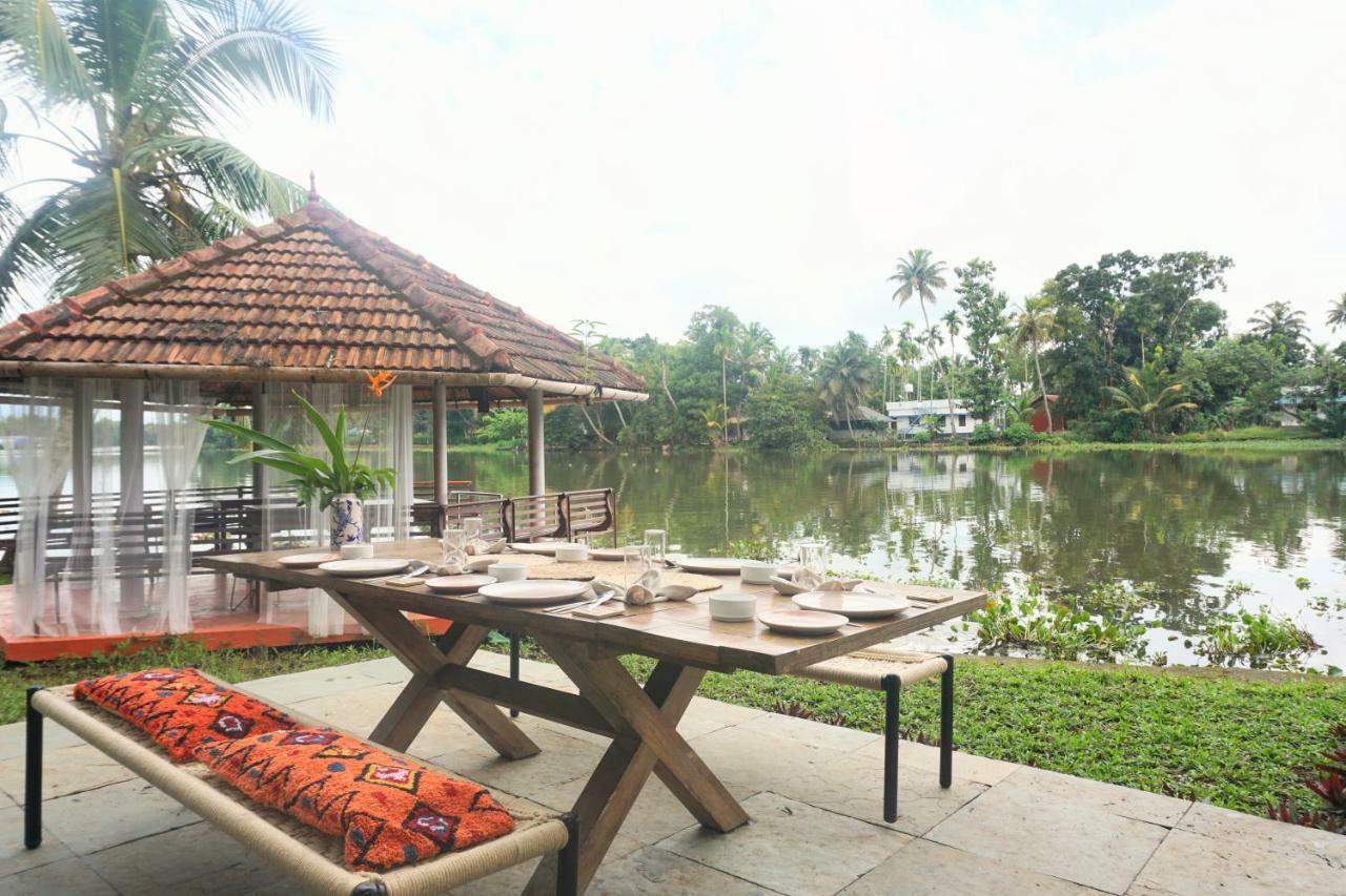 Sunsets And Palm Trees Acomodação com café da manhã Alappuzha Exterior foto